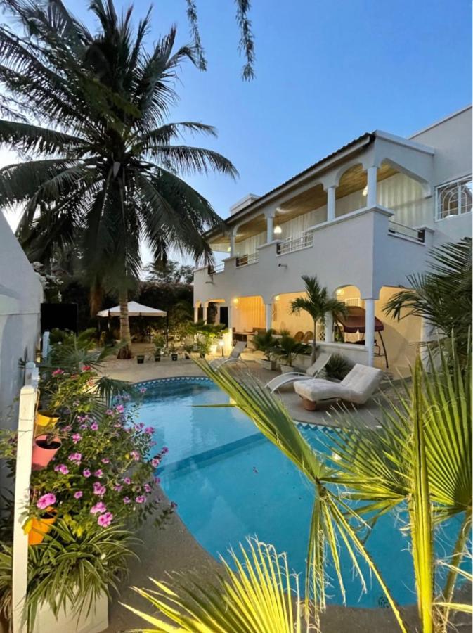 Villa Ngore Saly ภายนอก รูปภาพ